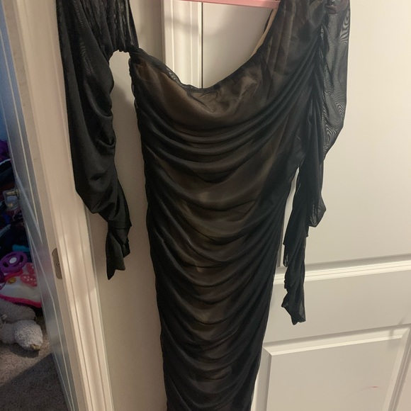 Venus dress size XL - Picture 1 of 2